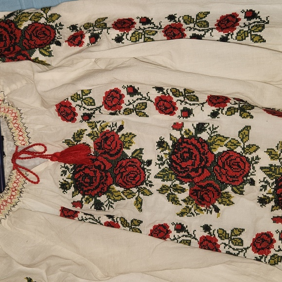 Unique Rose Blouse ๐น Handmade! โก - Picture 8 of 8